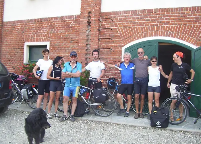 Agriturismo Cascina Nuova *